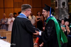 https://admissions.medschool.pte.hu/static-files/1820/DSCF0253._w_300_h_300.jpg