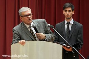 https://admissions.medschool.pte.hu/static-files/18910/IMG_0569._w_300_h_300.jpg