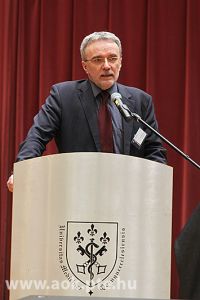 https://admissions.medschool.pte.hu/static-files/18953/IMG_0637._w_300_h_300.jpg