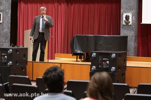https://admissions.medschool.pte.hu/static-files/18998/IMG_0717._w_300_h_300.jpg