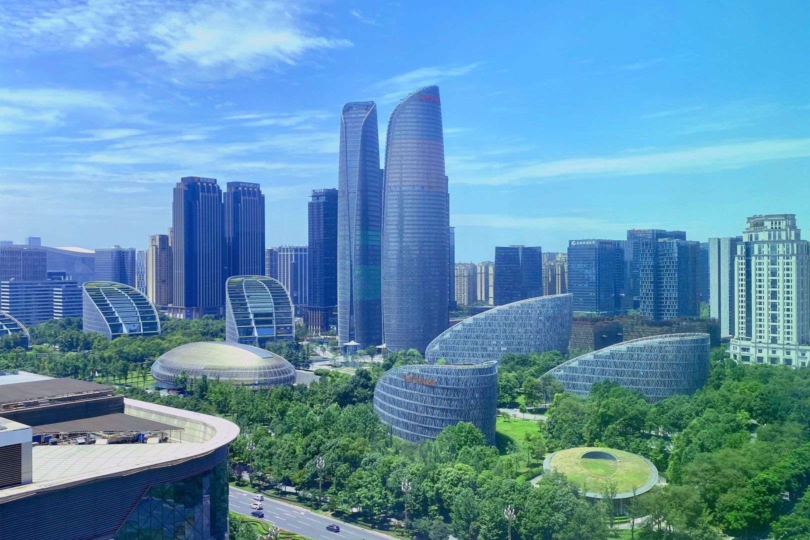 https://admissions.medschool.pte.hu/static-files/208681/Tianfu_Financial_Center_2._w_1920_h_1080.jpg