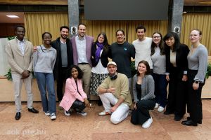 https://admissions.medschool.pte.hu/static-files/54438/DSCF3033._w_300_h_300.jpg