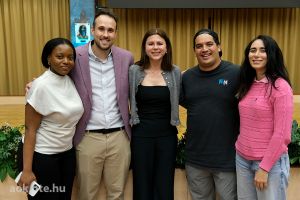 https://admissions.medschool.pte.hu/static-files/54443/DSCF3009._w_300_h_300.jpg