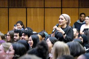 https://admissions.medschool.pte.hu/static-files/54458/DSCF2955._w_300_h_300.jpg