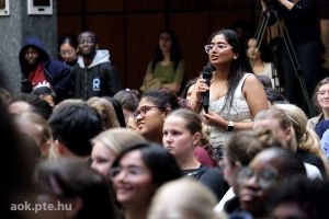 https://admissions.medschool.pte.hu/static-files/54469/DSCF2934._w_300_h_300.jpg