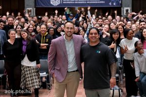 https://admissions.medschool.pte.hu/static-files/54487/DSCF2902._w_300_h_300.jpg