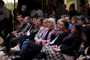 https://admissions.medschool.pte.hu/static-files/54501/DSCF2877._w_300_h_300.jpg