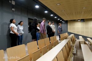 https://admissions.medschool.pte.hu/static-files/54528/DSCF2833._w_300_h_300.jpg