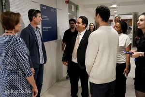 https://admissions.medschool.pte.hu/static-files/54539/DSCF2809._w_300_h_300.jpg
