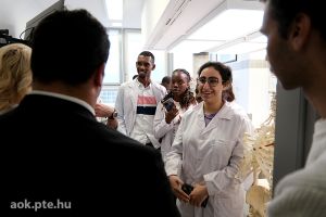 https://admissions.medschool.pte.hu/static-files/54559/DSCF2758._w_300_h_300.jpg