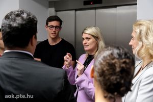 https://admissions.medschool.pte.hu/static-files/54568/DSCF2739._w_300_h_300.jpg