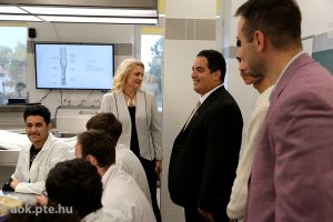 https://admissions.medschool.pte.hu/static-files/54579/DSCF2716._w_300_h_300.jpg