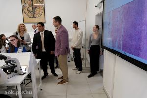 https://admissions.medschool.pte.hu/static-files/54589/DSCF2696._w_300_h_300.jpg