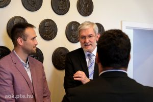 https://admissions.medschool.pte.hu/static-files/54596/DSCF2679._w_300_h_300.jpg