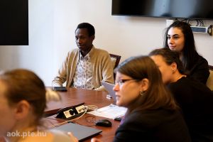 https://admissions.medschool.pte.hu/static-files/54604/DSCF2665._w_300_h_300.jpg