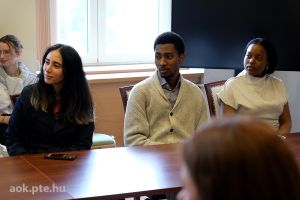https://admissions.medschool.pte.hu/static-files/54605/DSCF2664._w_300_h_300.jpg