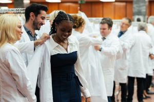 https://admissions.medschool.pte.hu/static-files/55610/20240920_whitecoat_028_kerekes._w_300_h_300.jpg