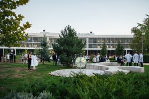https://admissions.medschool.pte.hu/static-files/55615/20240920_whitecoat_042_kerekes._w_300_h_300.jpg