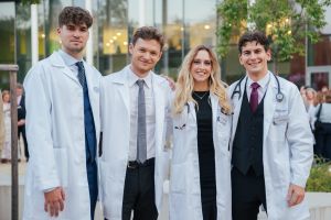 https://admissions.medschool.pte.hu/static-files/55620/20240920_whitecoat_039_kerekes._w_300_h_300.jpg