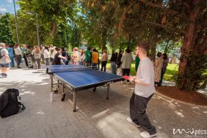 https://admissions.medschool.pte.hu/static-files/55633/AOK_parkatadas_2025_04_csortos._w_300_h_300.jpg
