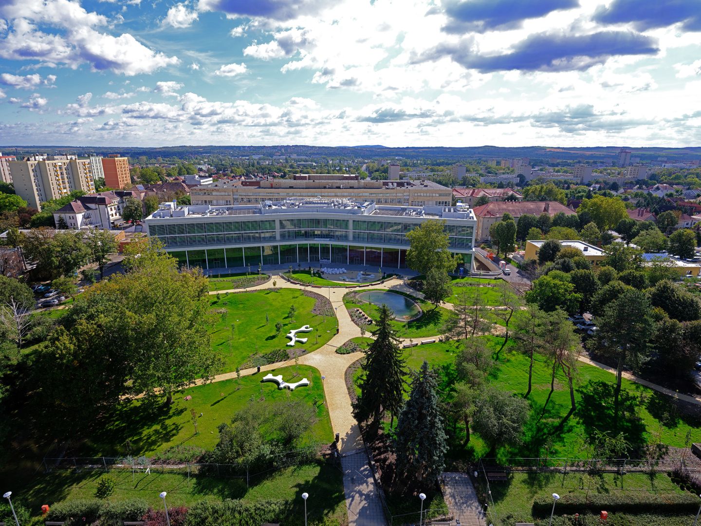 https://admissions.medschool.pte.hu/static-files/56216/DSCF1269%20copy._w_1920_h_1080.JPG